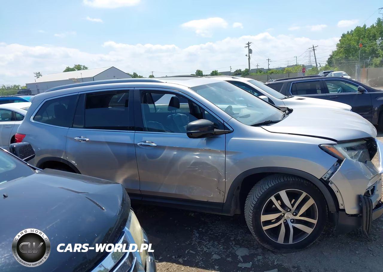 2017 Honda Pilot Elite VIN:5FNYF6H00HB102534 - 13