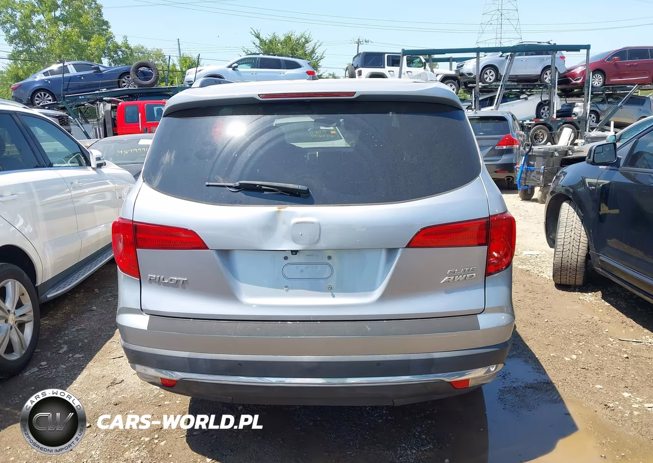 2017 Honda Pilot Elite VIN:5FNYF6H00HB102534 - 16