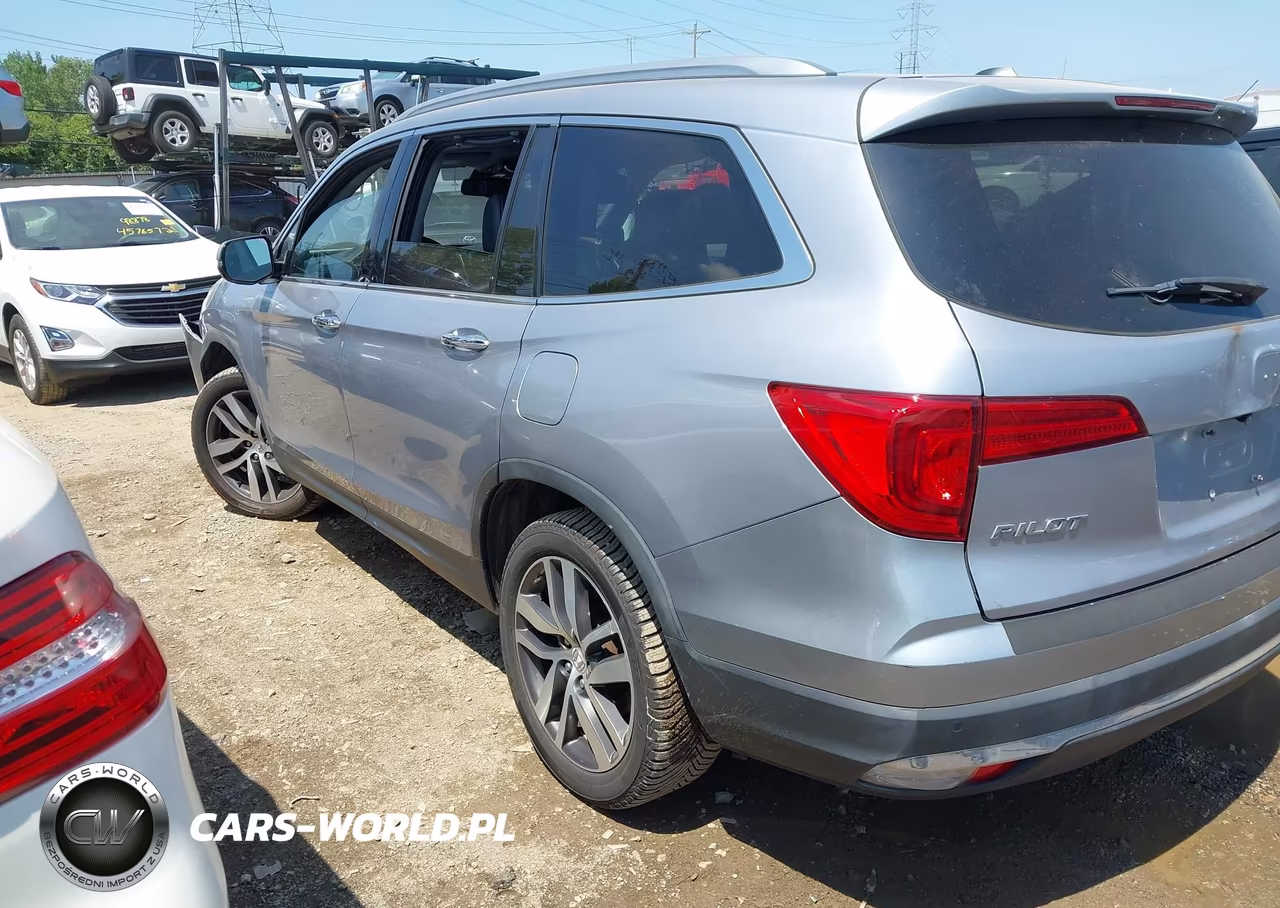 2017 Honda Pilot Elite VIN:5FNYF6H00HB102534 - 3