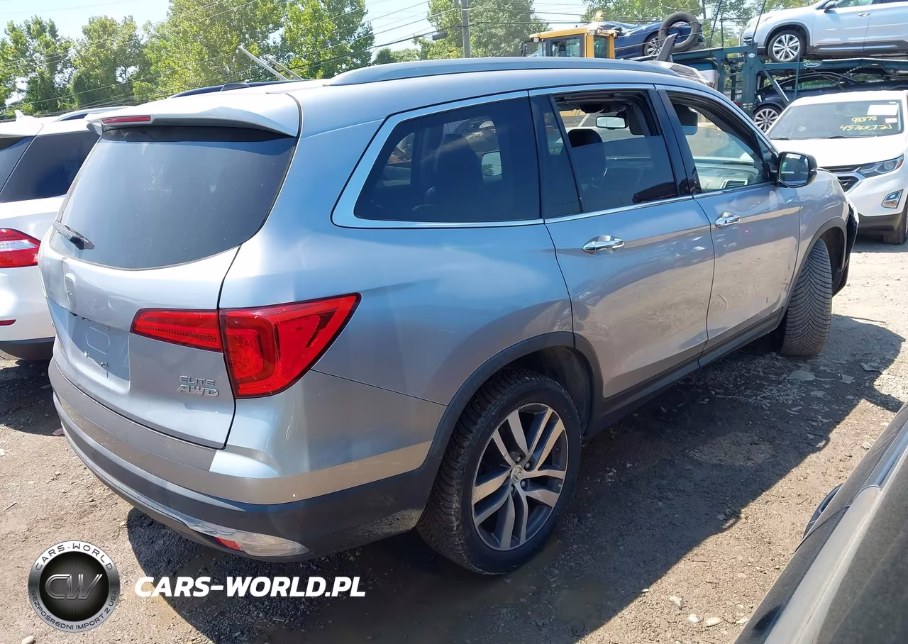 2017 Honda Pilot Elite VIN:5FNYF6H00HB102534 - 4