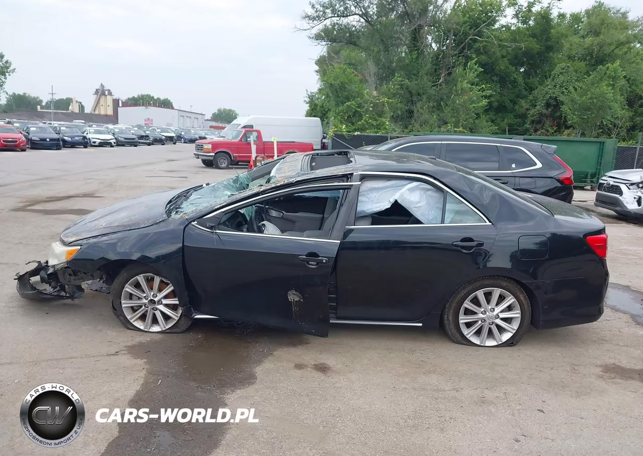 2013 Toyota Camry Xle V6 VIN:4T1BK1FK3DU528627 - 15