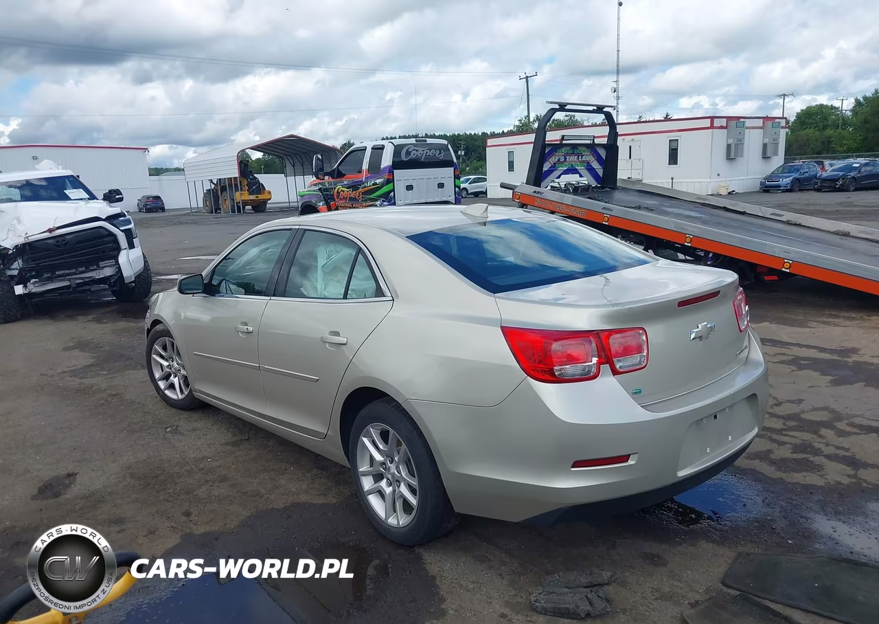 2015 Chevrolet Malibu 1Lt VIN:1G11C5SL6FF125339 - 3