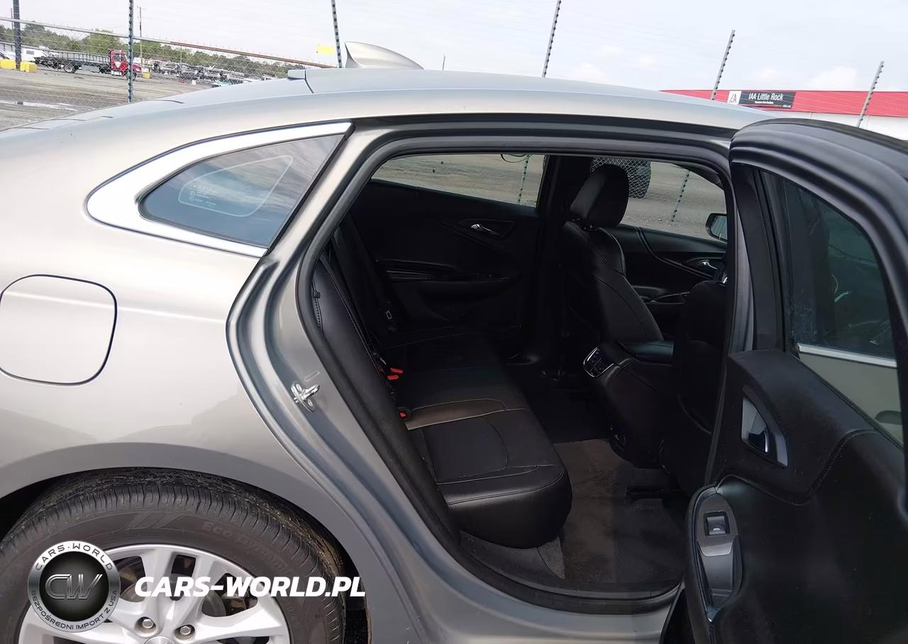2018 Chevrolet Malibu Lt VIN:1G1ZD5ST1JF125788 - 8