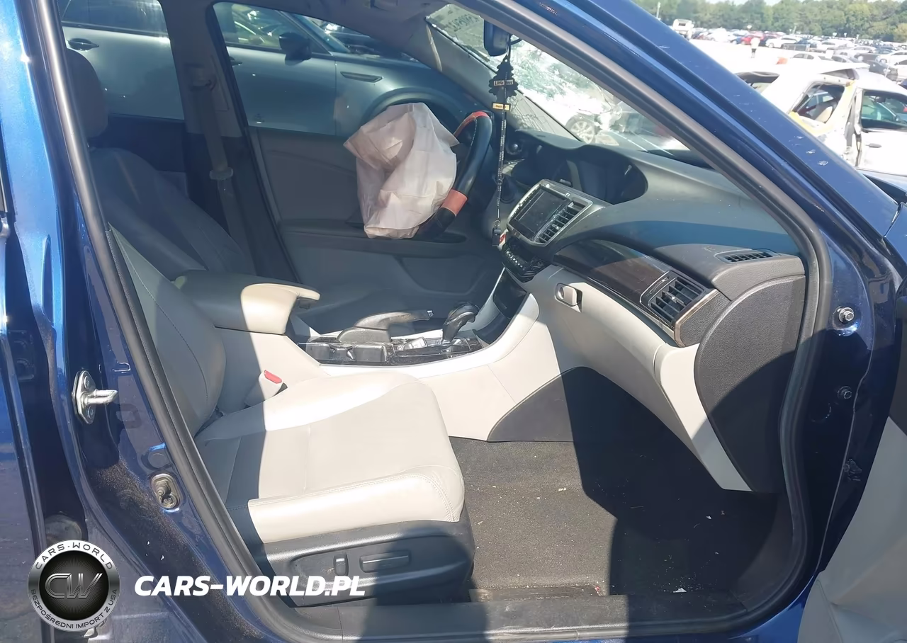 2017 Honda Accord Ex-L VIN:1HGCR2F98HA000386 - 5