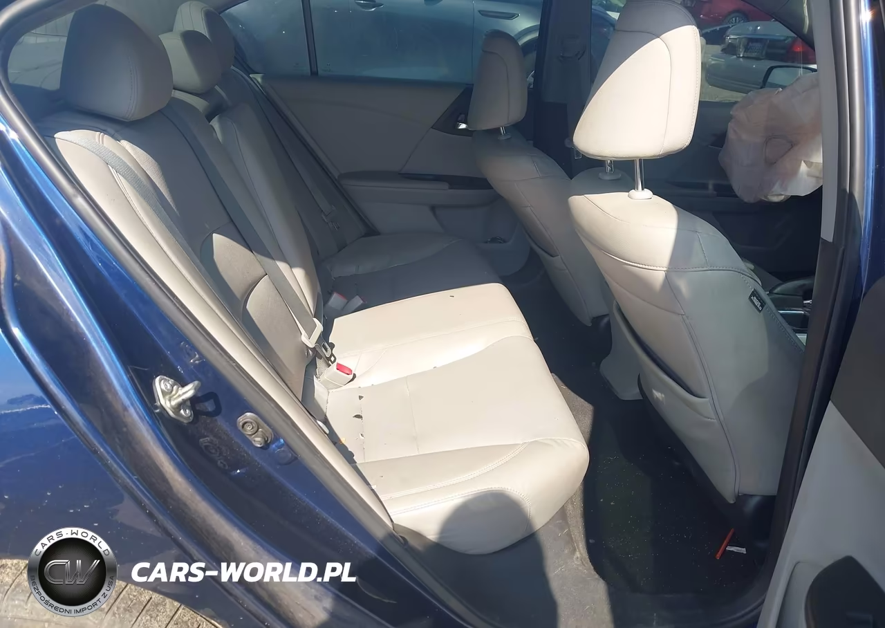 2017 Honda Accord Ex-L VIN:1HGCR2F98HA000386 - 8