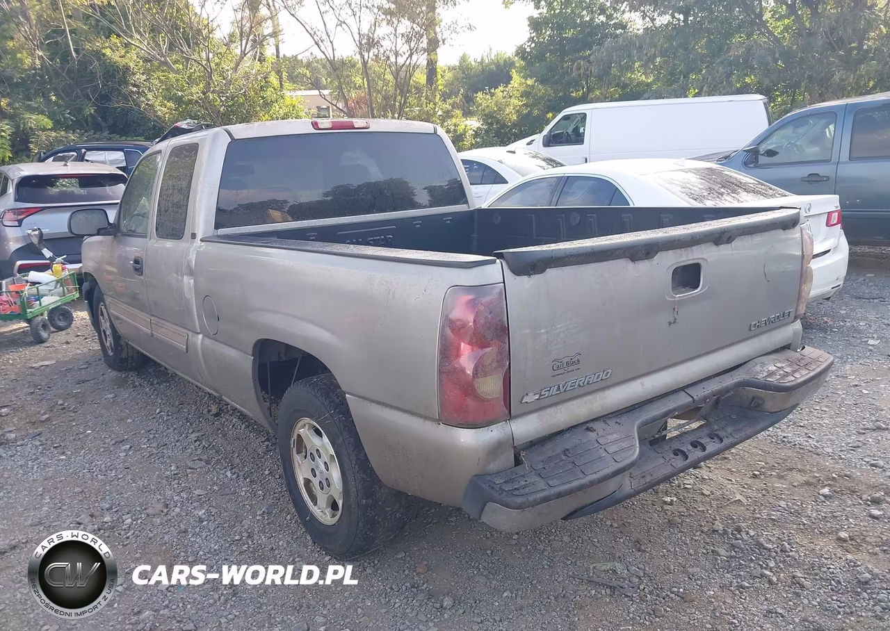 2003 Chevrolet Silverado 1500 Ls VIN:2GCEC19V731215417 - 3