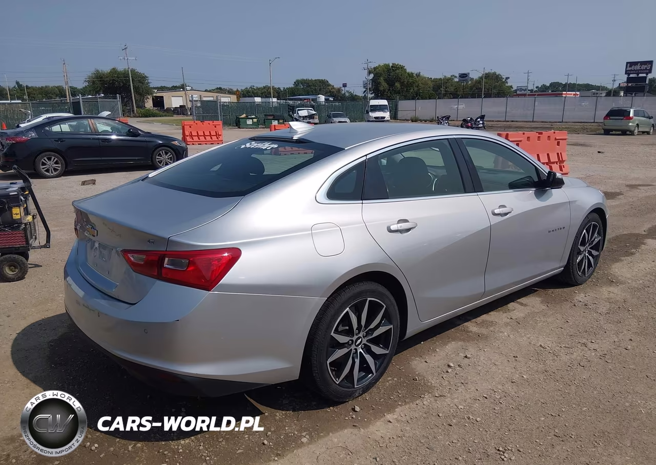 2018 Chevrolet Malibu Lt VIN:1G1ZD5ST1JF291938 - 4