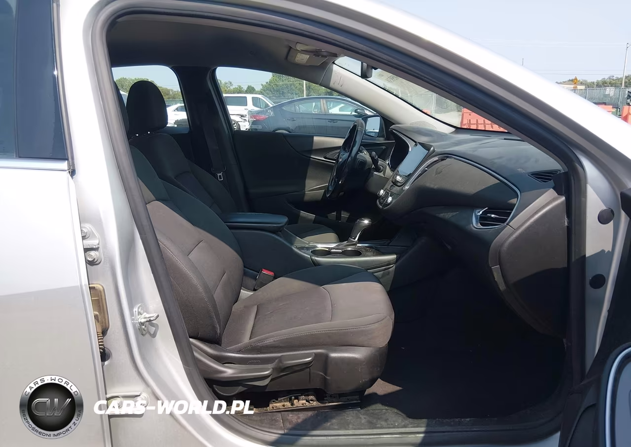 2018 Chevrolet Malibu Lt VIN:1G1ZD5ST1JF291938 - 5