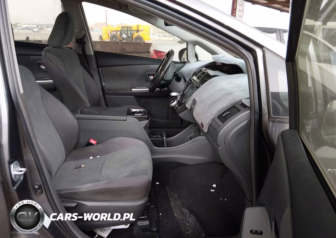2012 Toyota Prius V Three VIN:JTDZN3EU3C3121355 - 5