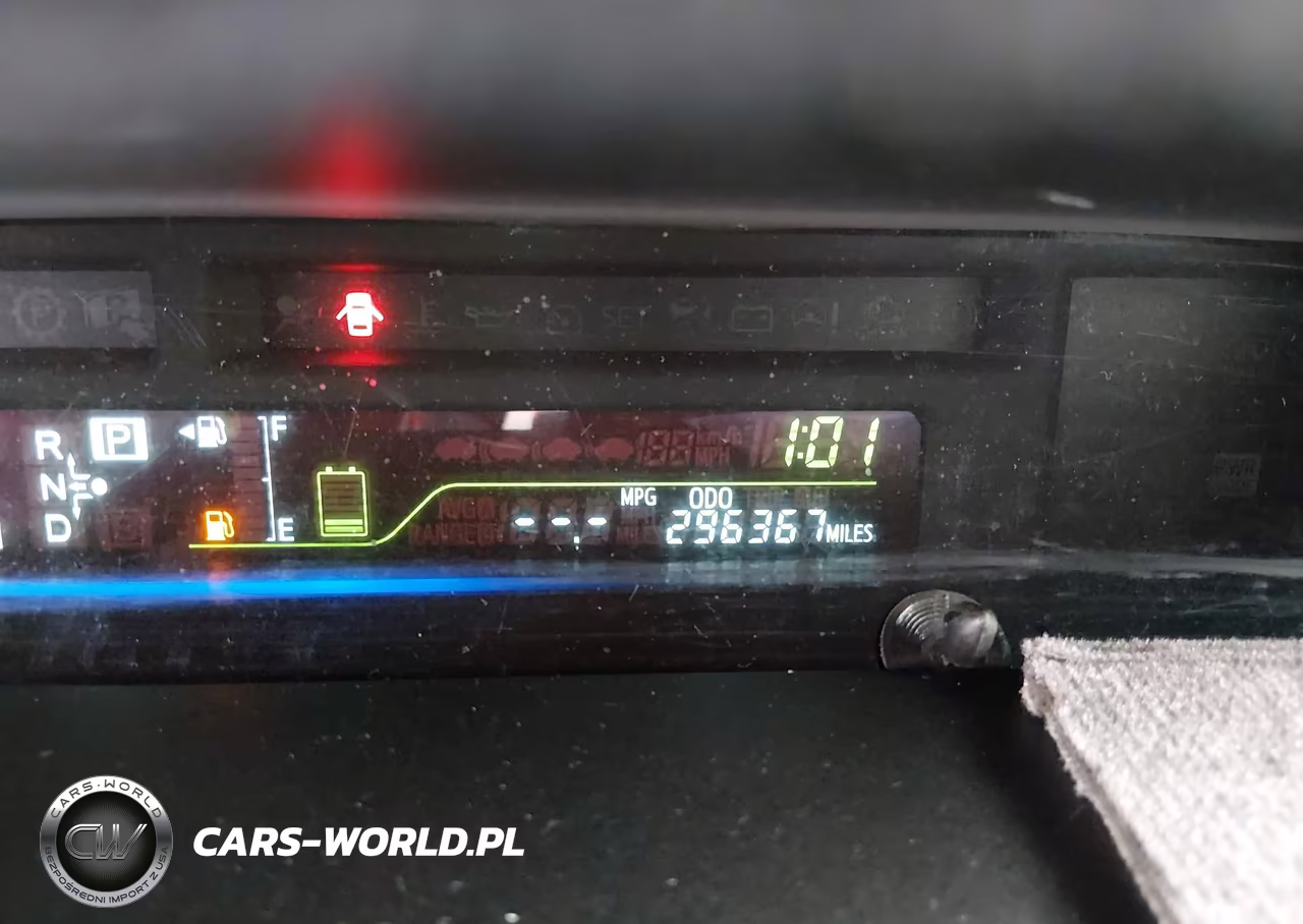 2012 Toyota Prius V Three VIN:JTDZN3EU3C3121355 - 7