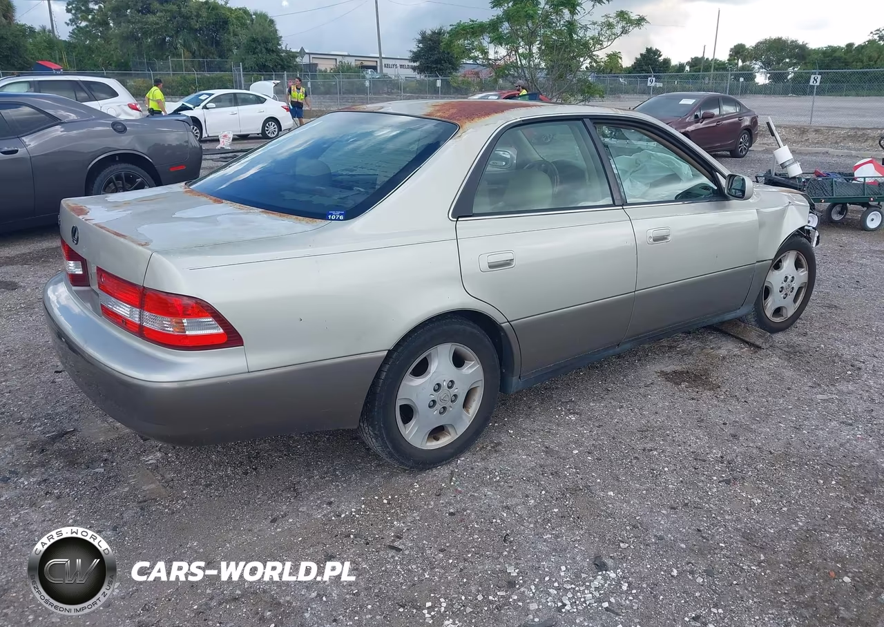 2001 Lexus Es 300 VIN:JT8BF28G010311612 - 4
