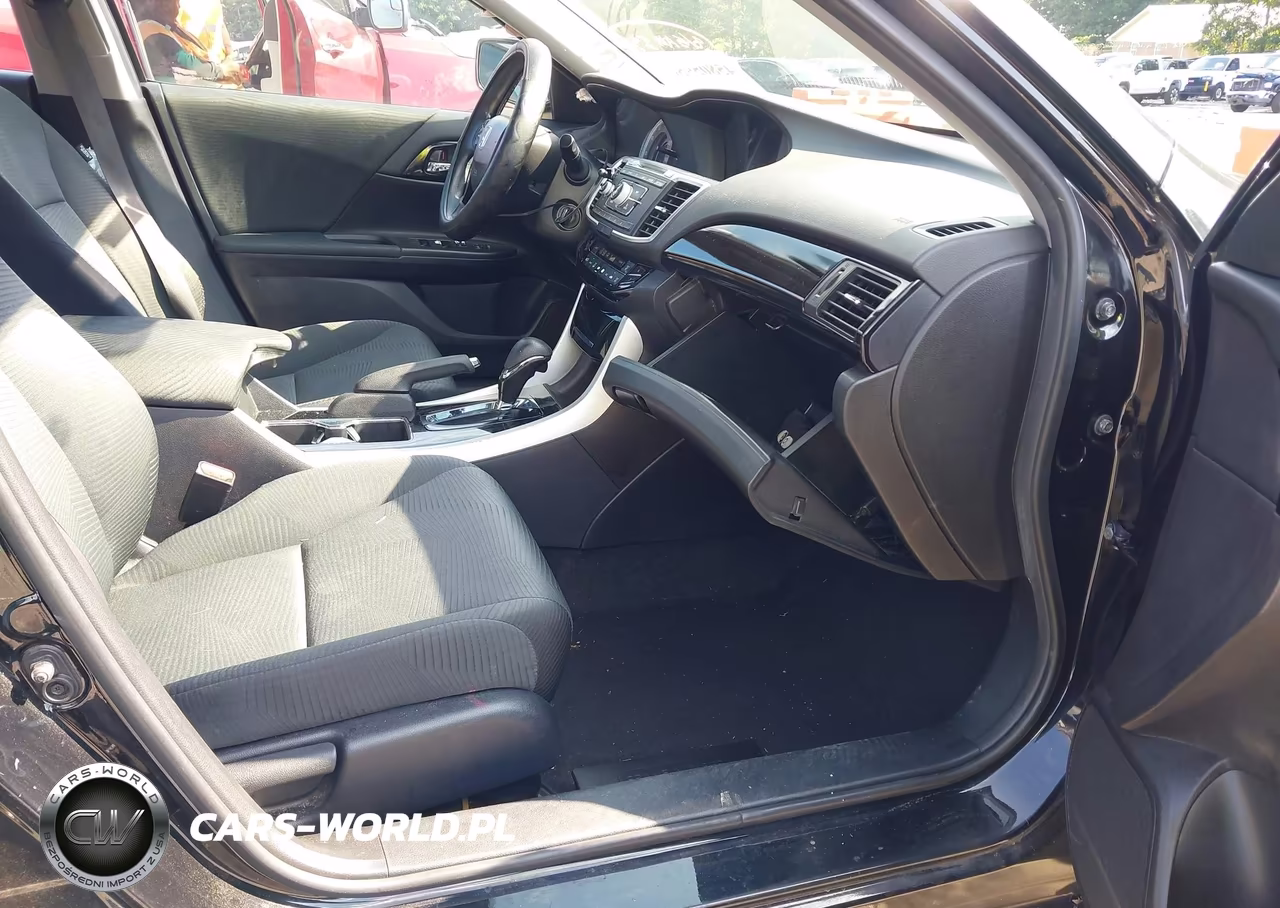2017 Honda Accord Lx VIN:1HGCR2F3XHA146347 - 5
