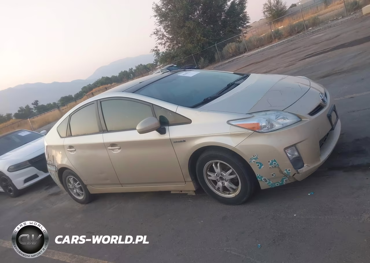 2011 Toyota Prius Three VIN:JTDKN3DU3B0312907 - 13