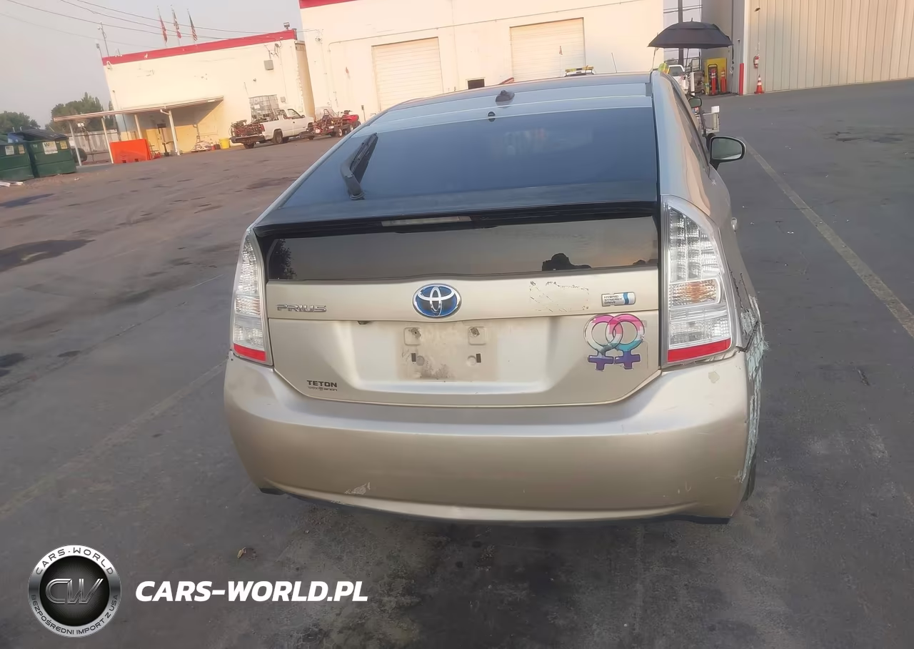 2011 Toyota Prius Three VIN:JTDKN3DU3B0312907 - 16