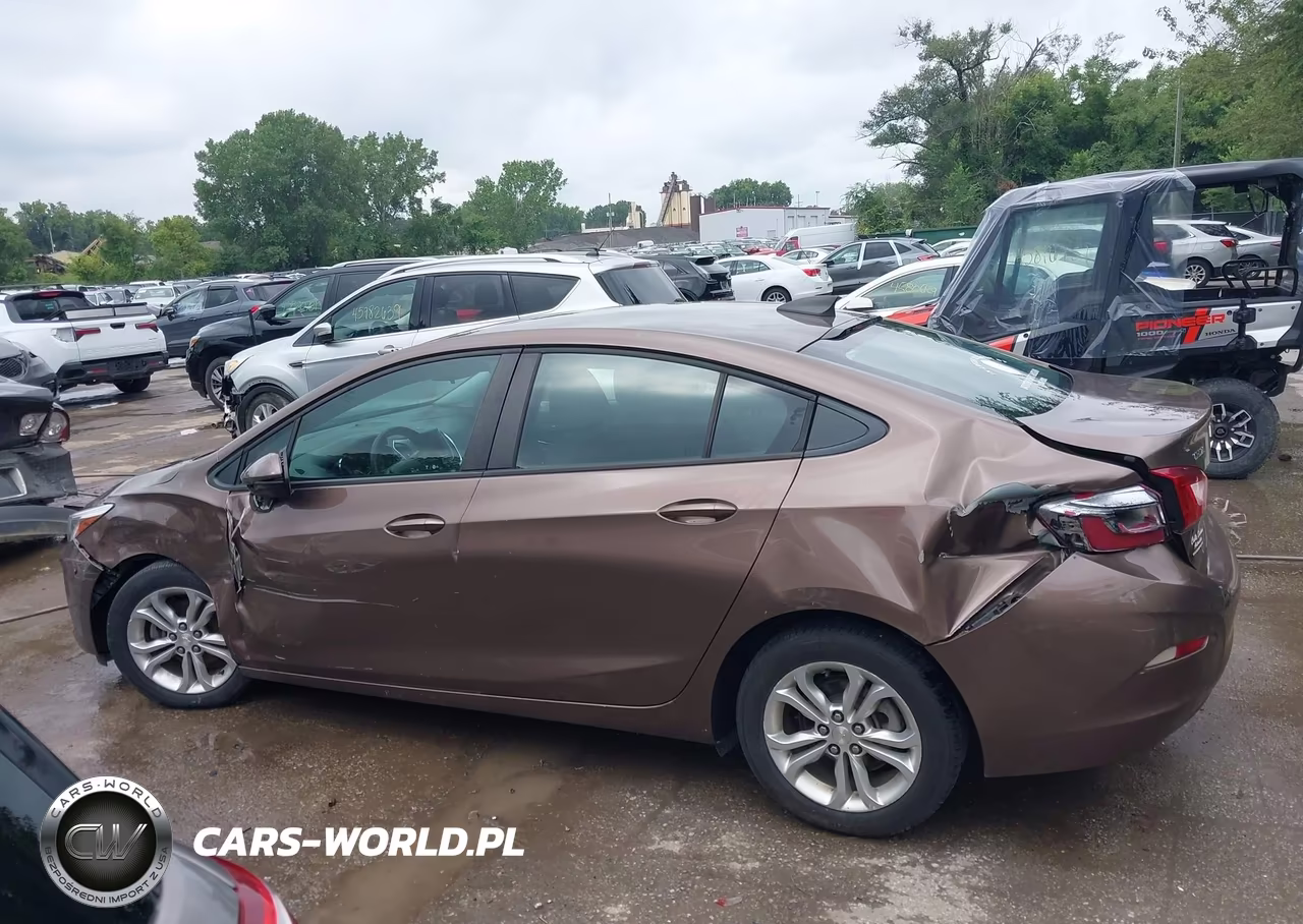 2019 Chevrolet Cruze Ls VIN:1G1BC5SM0K7109347 - 14