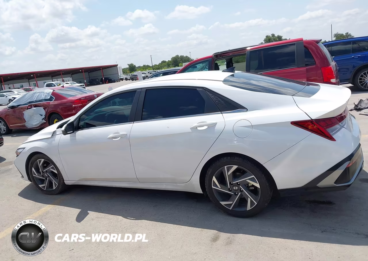 2024 Hyundai Elantra Limited VIN:KMHLP4DG5RU775192 - 14