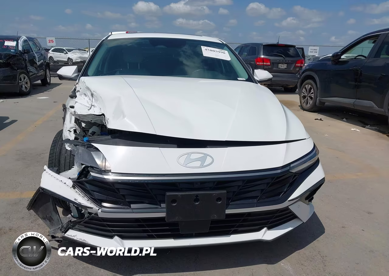 2024 Hyundai Elantra Limited VIN:KMHLP4DG5RU775192 - 17