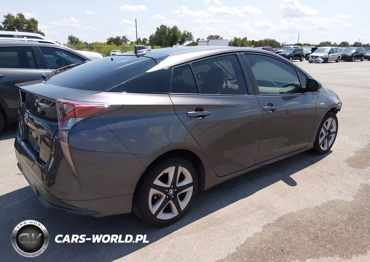2016 Toyota Prius Four Touring VIN:JTDKARFU2G3516437 - 4