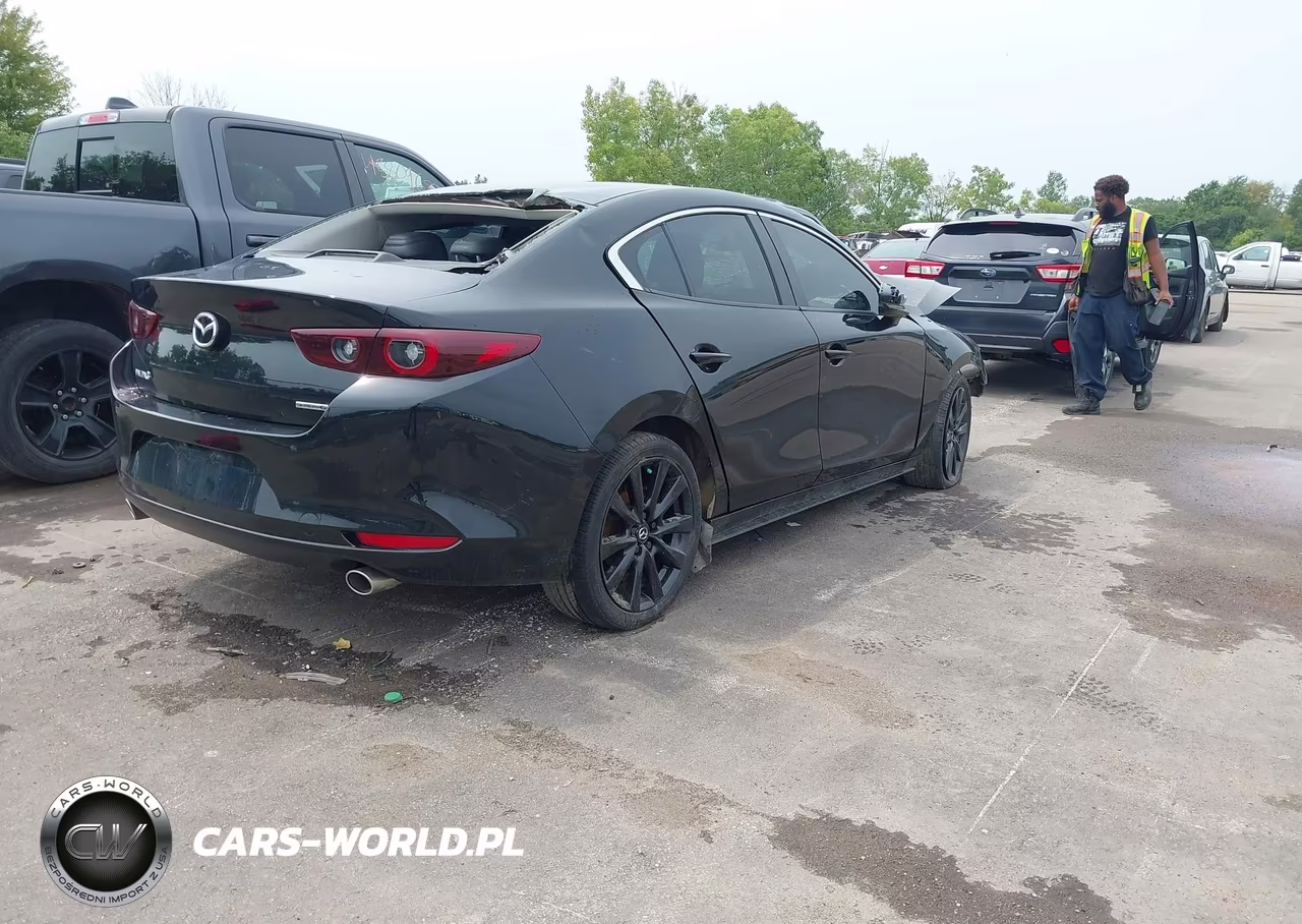 2025 Mazda Mazda3 2.5 S Select Sport VIN:3MZBPABM4SM458986 - 4
