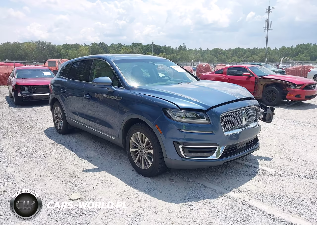 2019 Lincoln Nautilus Select