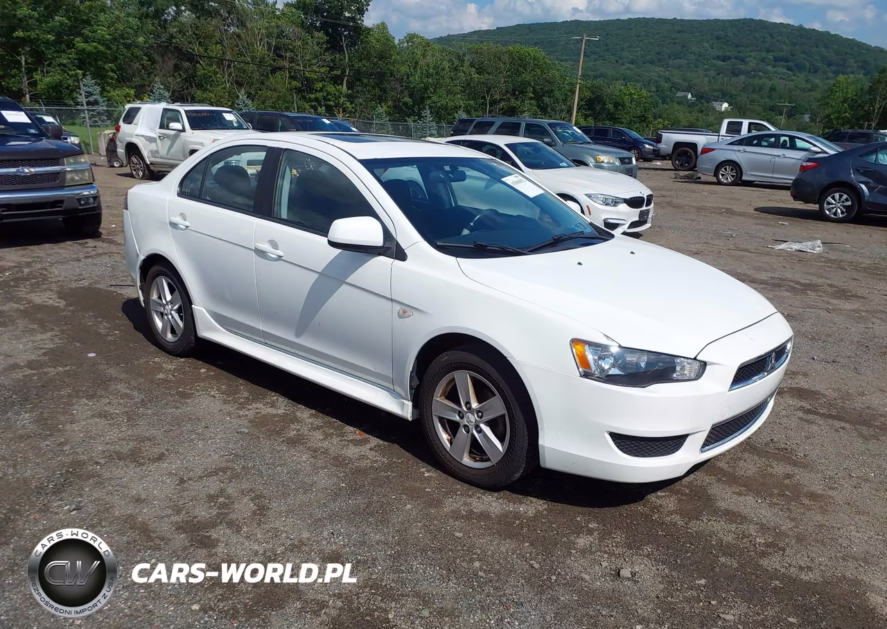 2013 Mitsubishi Lancer Se – zdjęcie 1 z 12