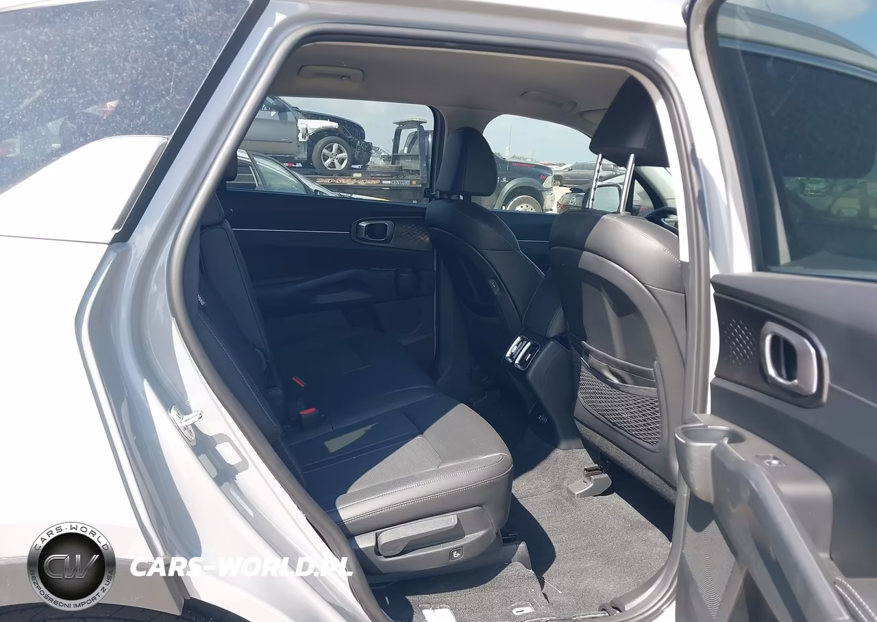 2026 Kia Sorento Ex VIN:5XYRH4JF8TG437270 - 8