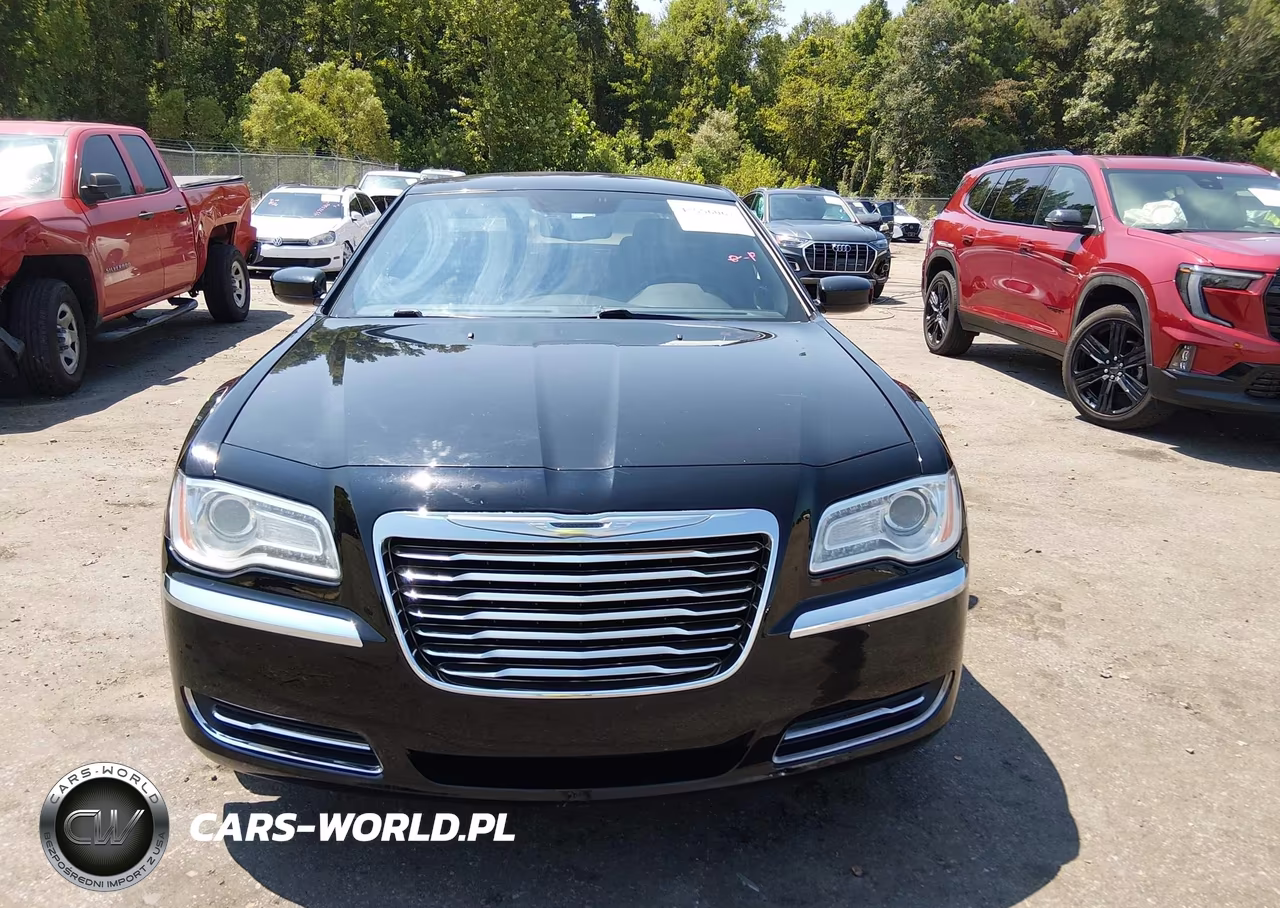 2014 Chrysler 300 VIN:2C3CCAAG6EH327192 - 12