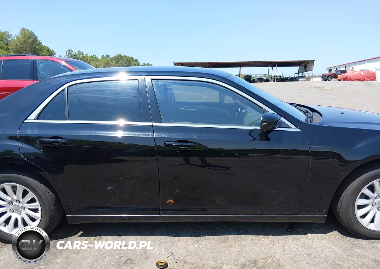 2014 Chrysler 300 VIN:2C3CCAAG6EH327192 - 13