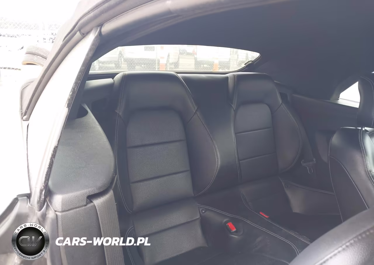 2017 Ford Mustang Ecoboost Premium VIN:1FATP8UH4H5320322 - 8