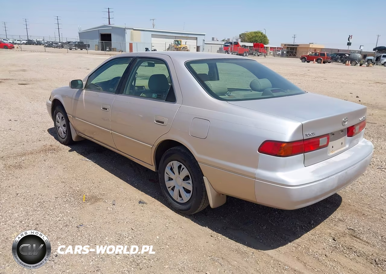 1998 Toyota Camry Le VIN:4T1BG22K4WU386420 - 3