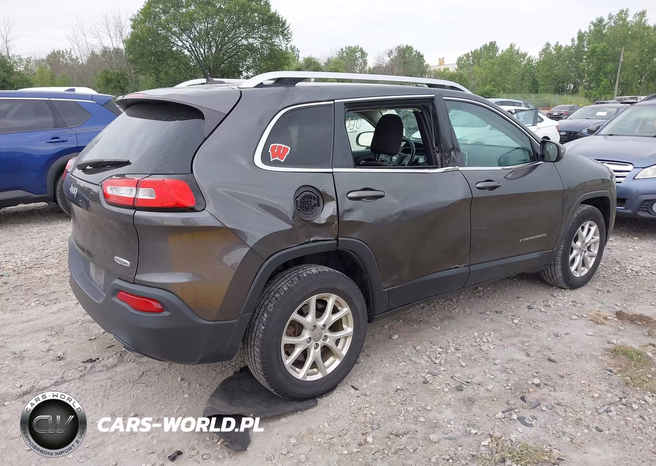 2014 Jeep Cherokee Latitude VIN:1C4PJMCS2EW298488 - 4