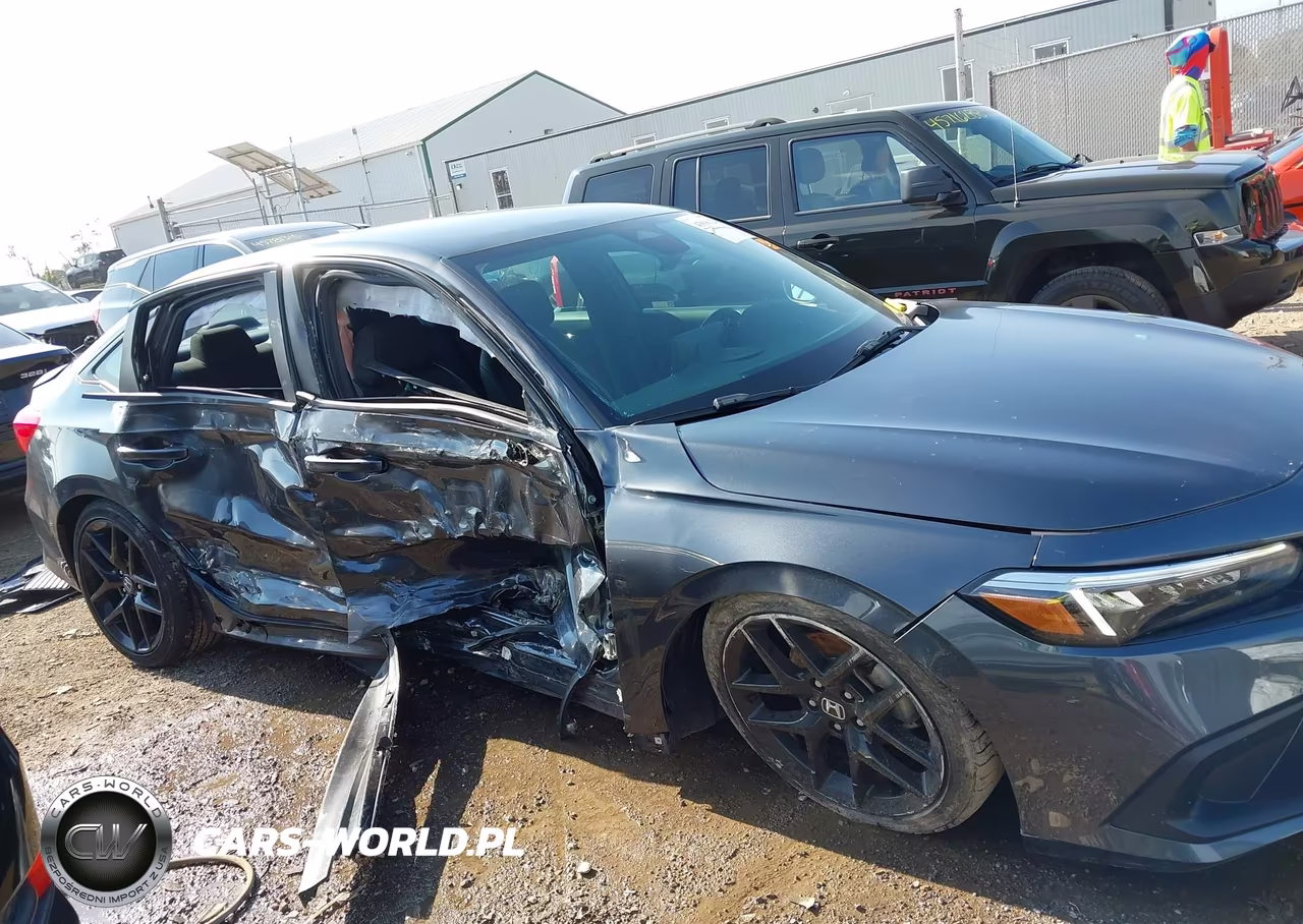 2024 Honda Civic Sport VIN:2HGFE2F5XRH579163 - 6