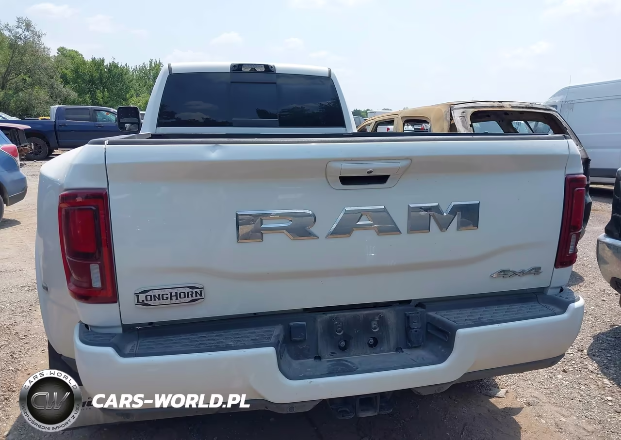 2025 Ram 3500 Limited Longhorn 4X4 8' Box VIN:3C63RRRLXSG586197 - 8