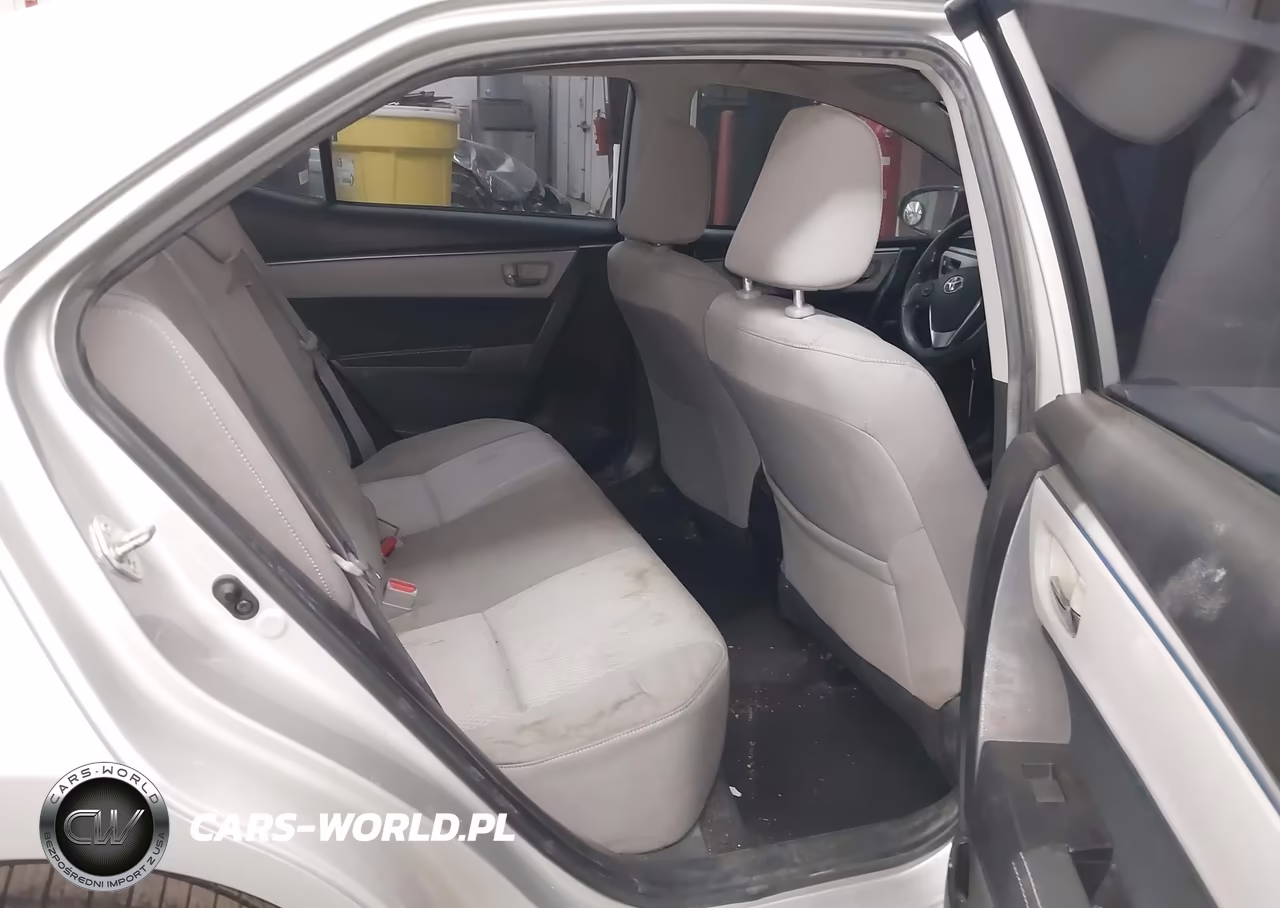 2015 Toyota Corolla Le VIN:5YFBURHE7FP214628 - 8