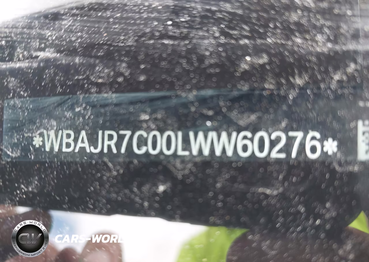 2020 BMW 530I xDrive VIN:WBAJR7C00LWW60276 - 18