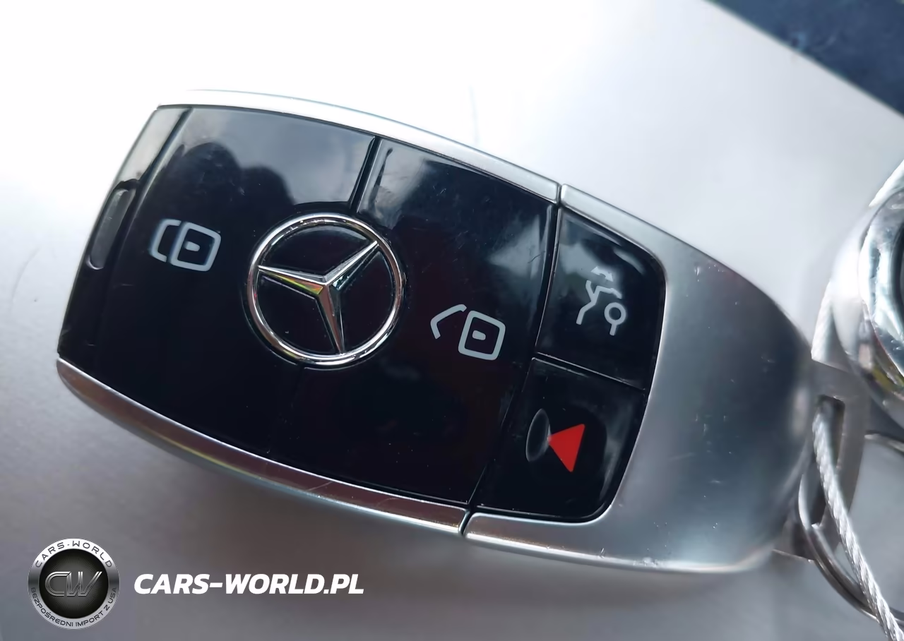 2018 Mercedes-Benz E 400 VIN:WDD1K6FB6JF042106 - 11