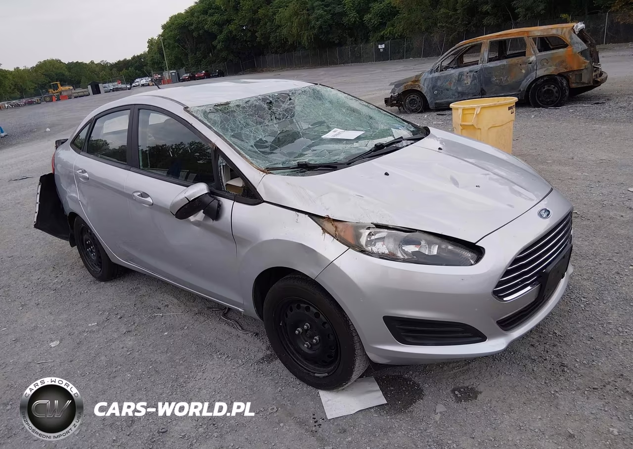 2015 Ford Fiesta S VIN:3FADP4AJ7FM219173 - 1