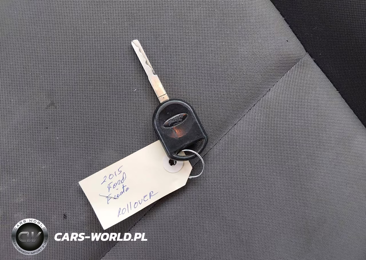 2015 Ford Fiesta S VIN:3FADP4AJ7FM219173 - 11