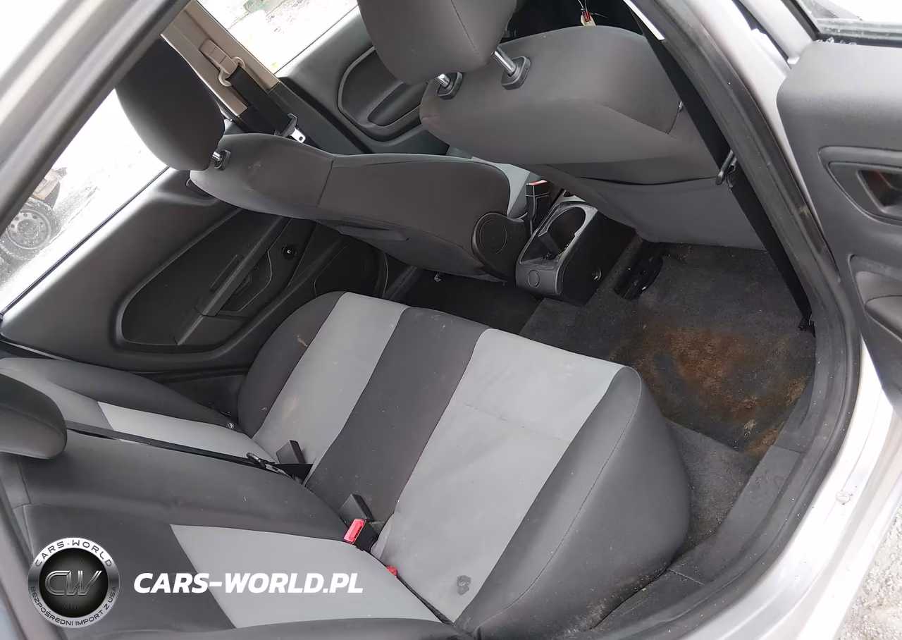 2015 Ford Fiesta S VIN:3FADP4AJ7FM219173 - 8