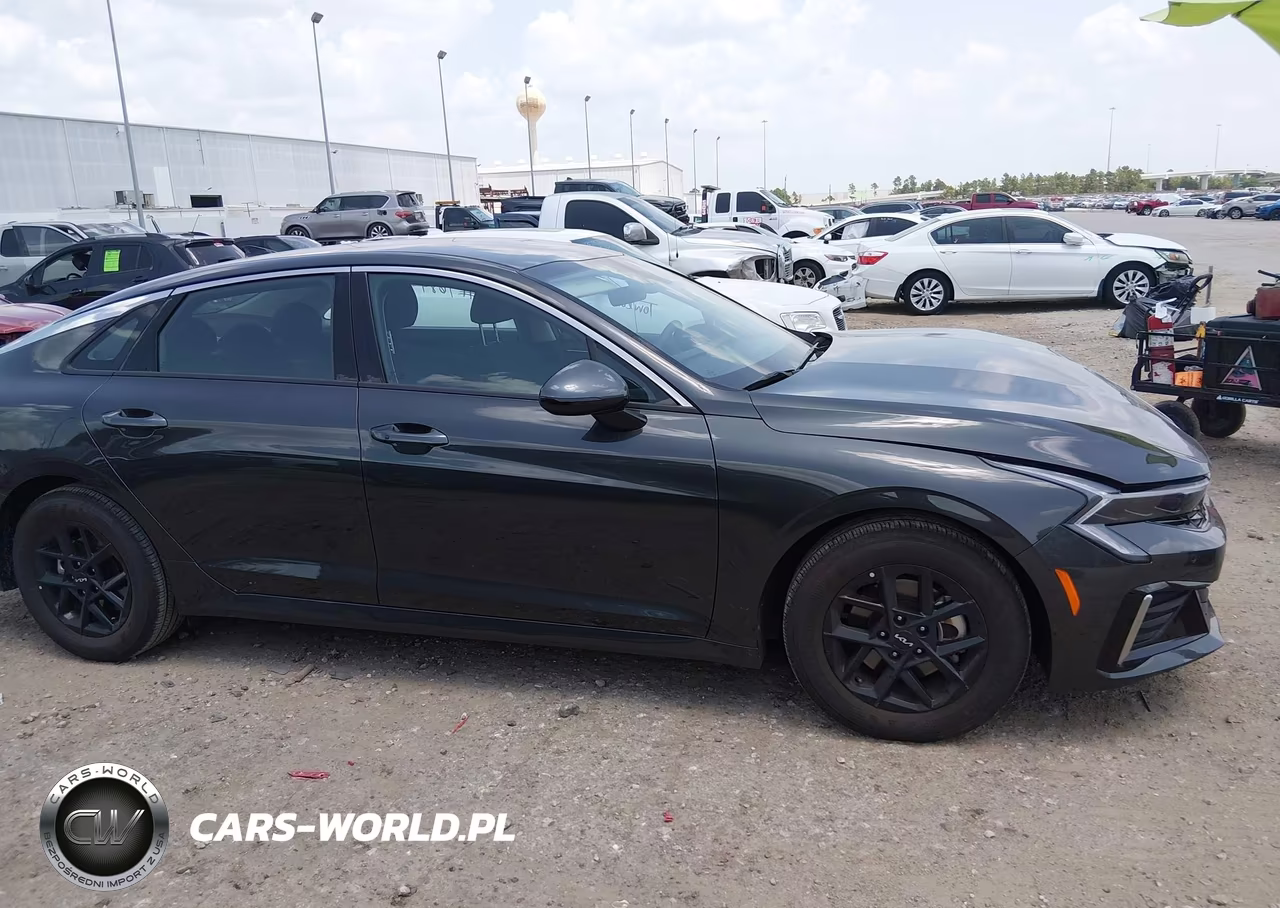 2026 Kia K5 Lxs Fwd VIN:KNAG24J7XT5458080 - 14