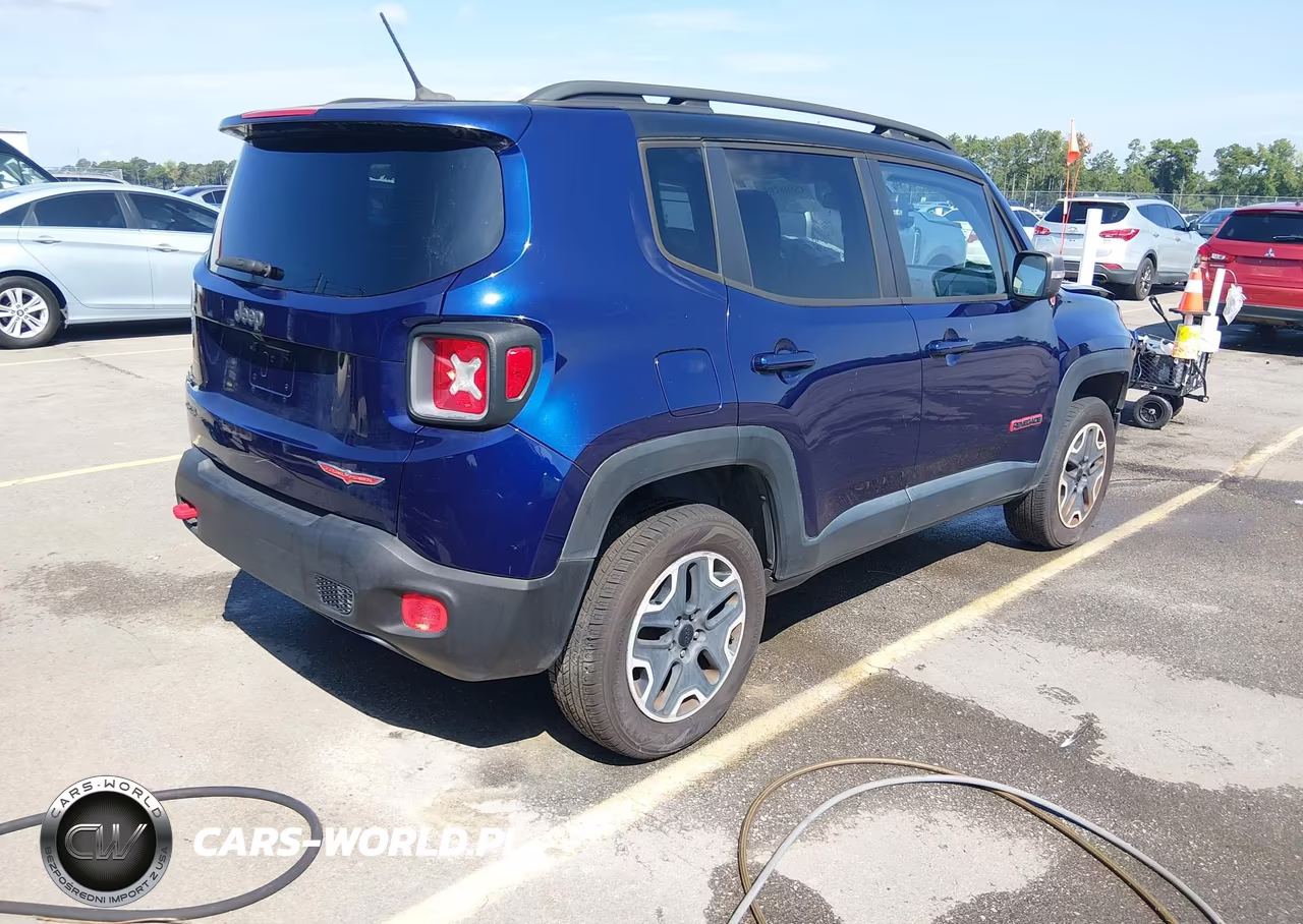 2017 Jeep Renegade Trailhawk VIN:ZACCJBCB9HPE54983 - 4