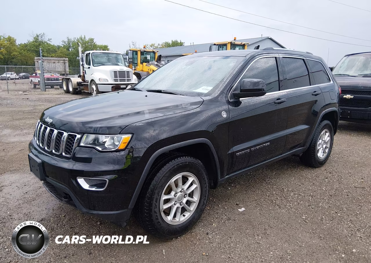 2019 Jeep Grand Cherokee Laredo E 4X4 VIN:1C4RJFAG3KC837040 - 2