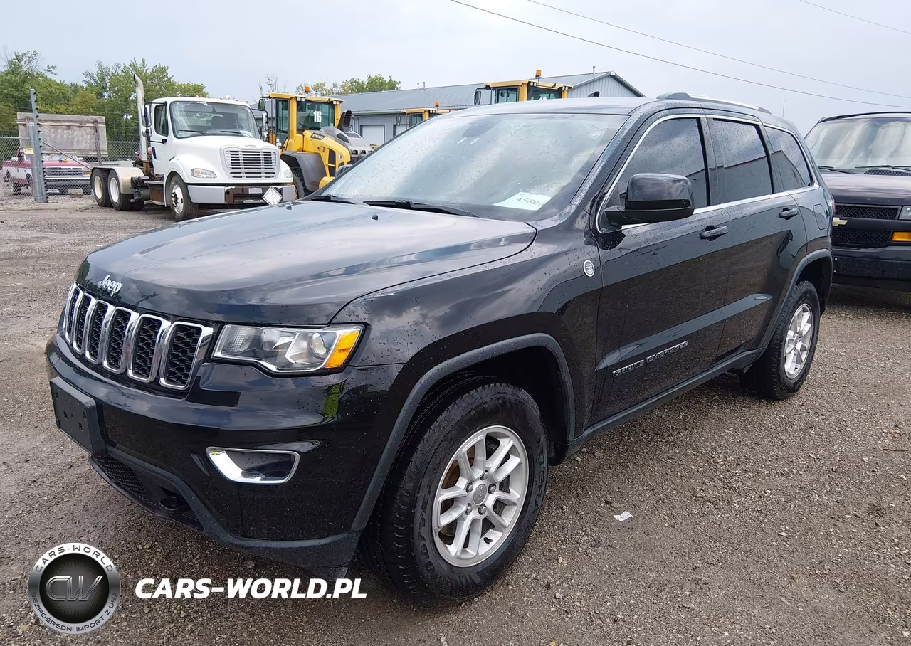 2019 Jeep Grand Cherokee Laredo E 4X4 VIN:1C4RJFAG3KC837040 - 6