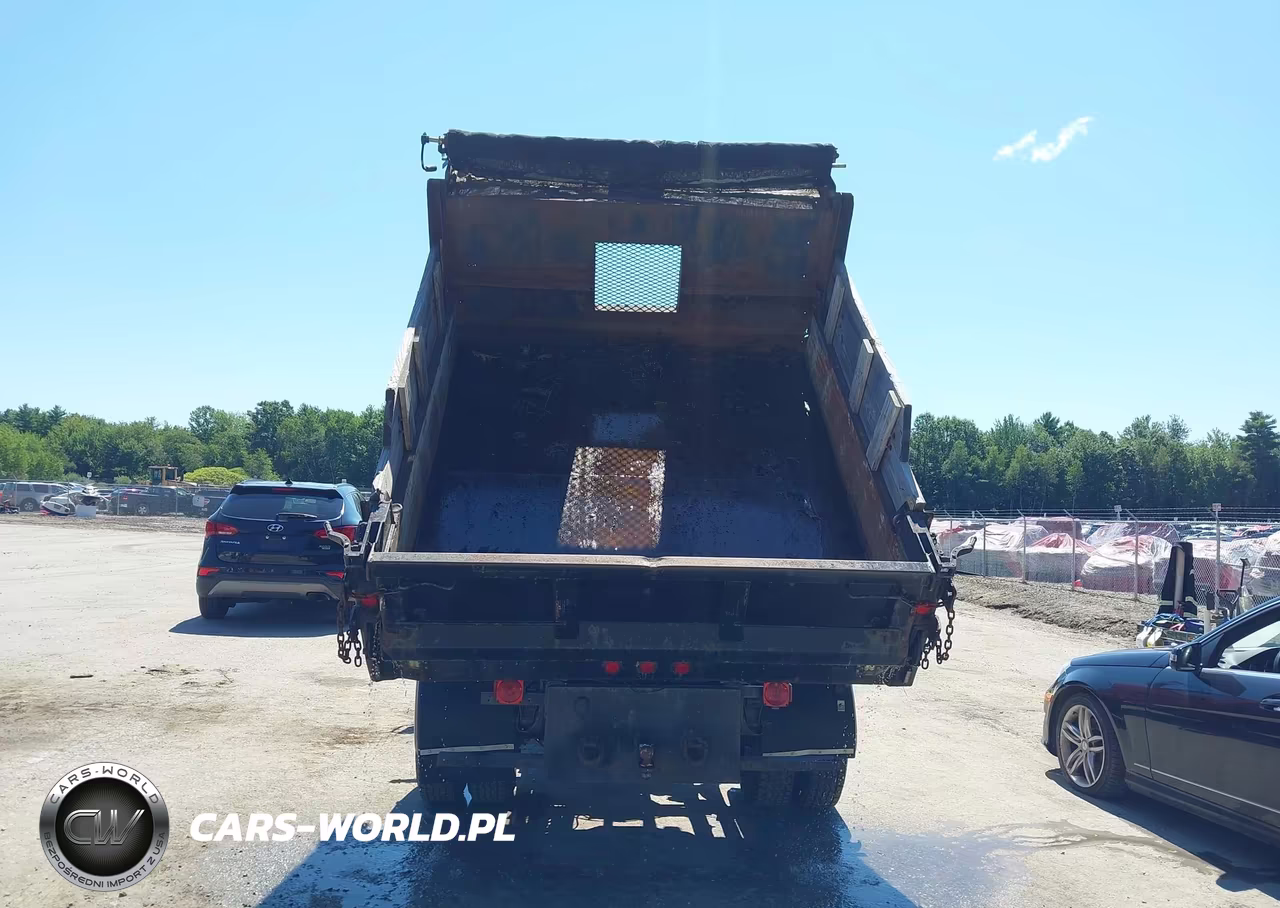 2003 Chevrolet Silverado 3500 Chassis VIN:1GBJK34163E132002 - 18