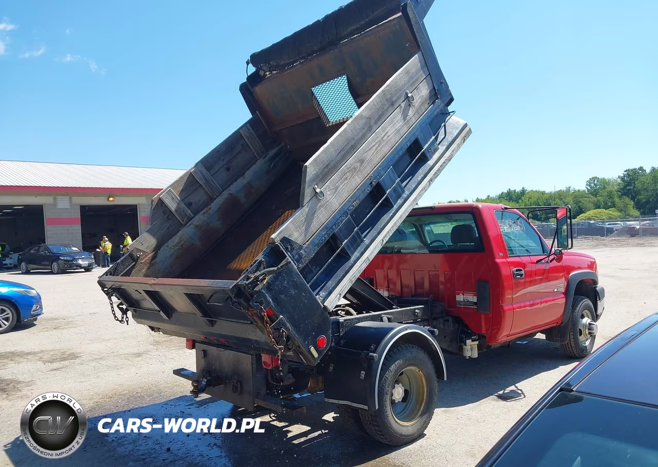 2003 Chevrolet Silverado 3500 Chassis VIN:1GBJK34163E132002 - 19