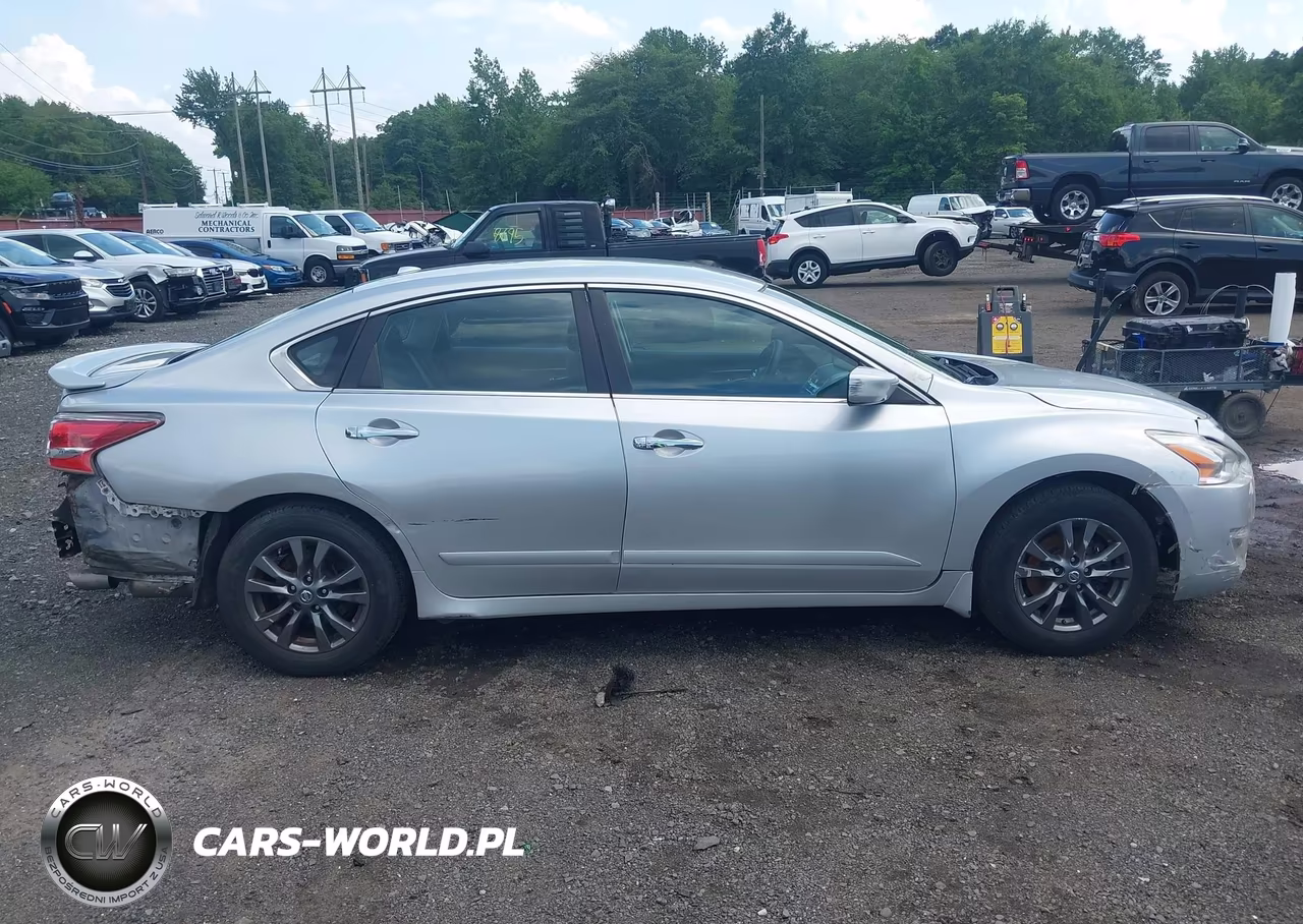 2015 Nissan Altima 2.5 S VIN:1N4AL3AP9FC573419 - 13