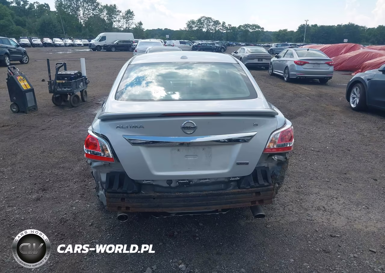 2015 Nissan Altima 2.5 S VIN:1N4AL3AP9FC573419 - 16