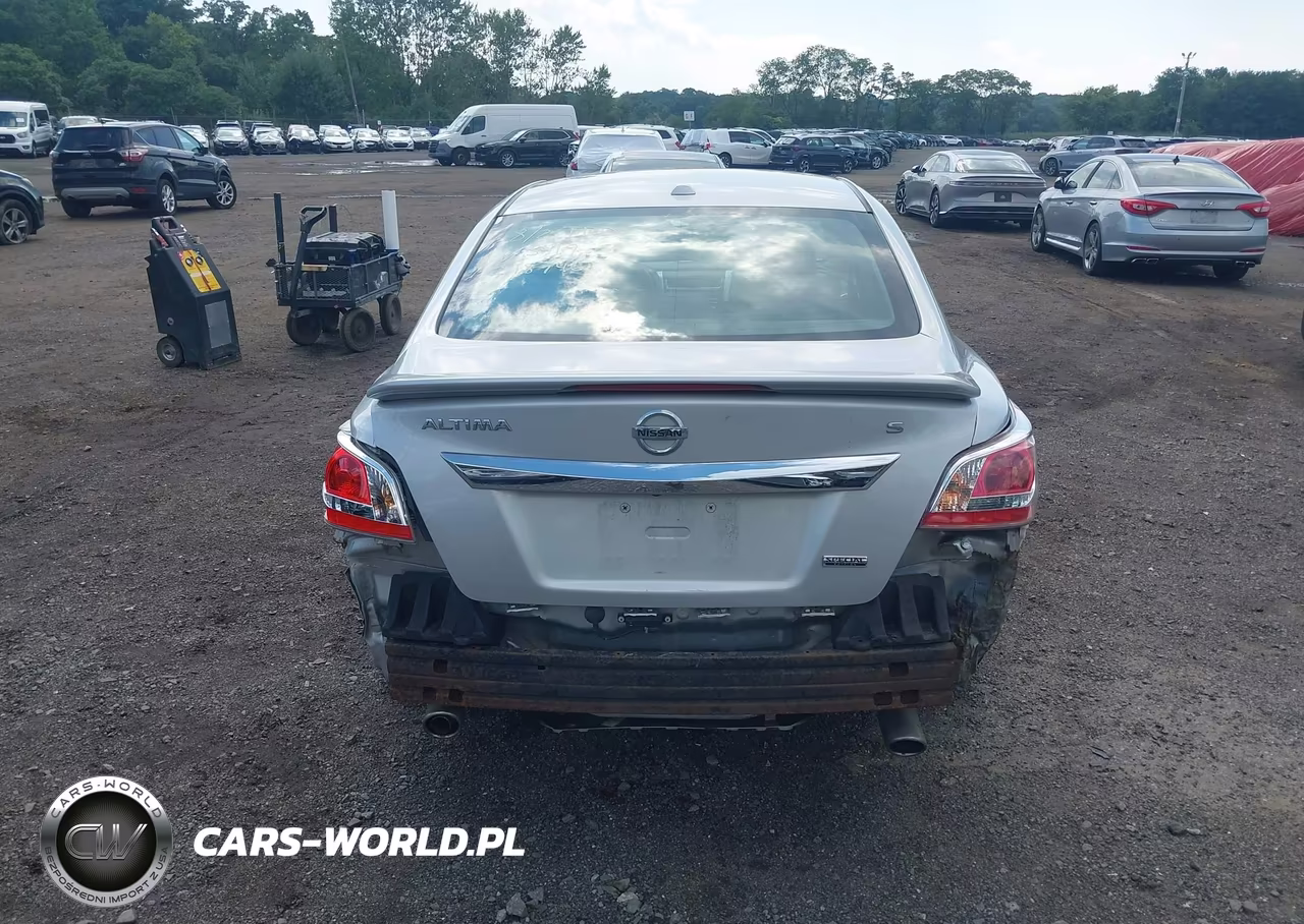 2015 Nissan Altima 2.5 S VIN:1N4AL3AP9FC573419 - 17