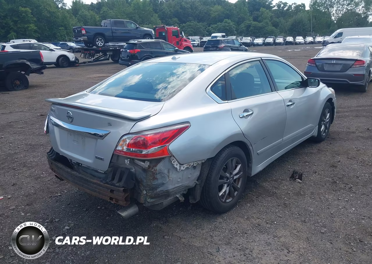 2015 Nissan Altima 2.5 S VIN:1N4AL3AP9FC573419 - 18
