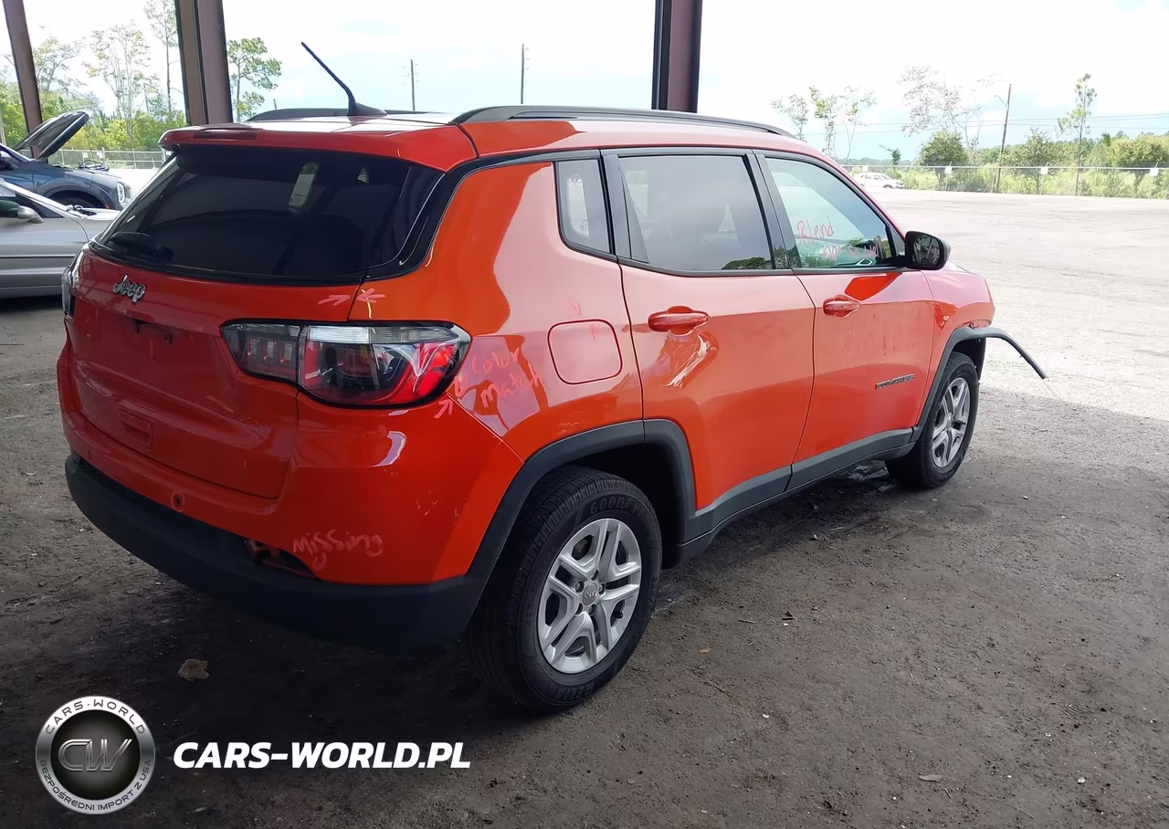2018 Jeep Compass Sport Fwd VIN:3C4NJCAB6JT250674 - 4